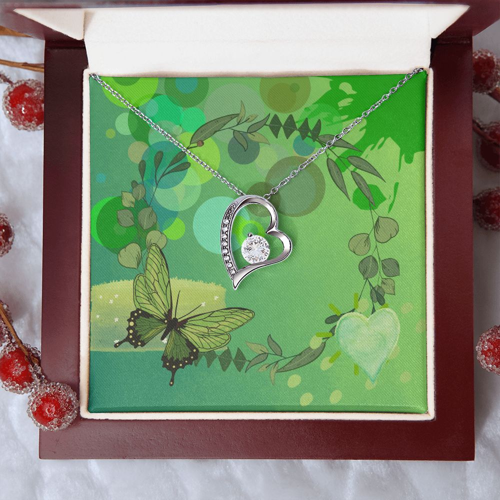 Forever Love Necklace in Color Green